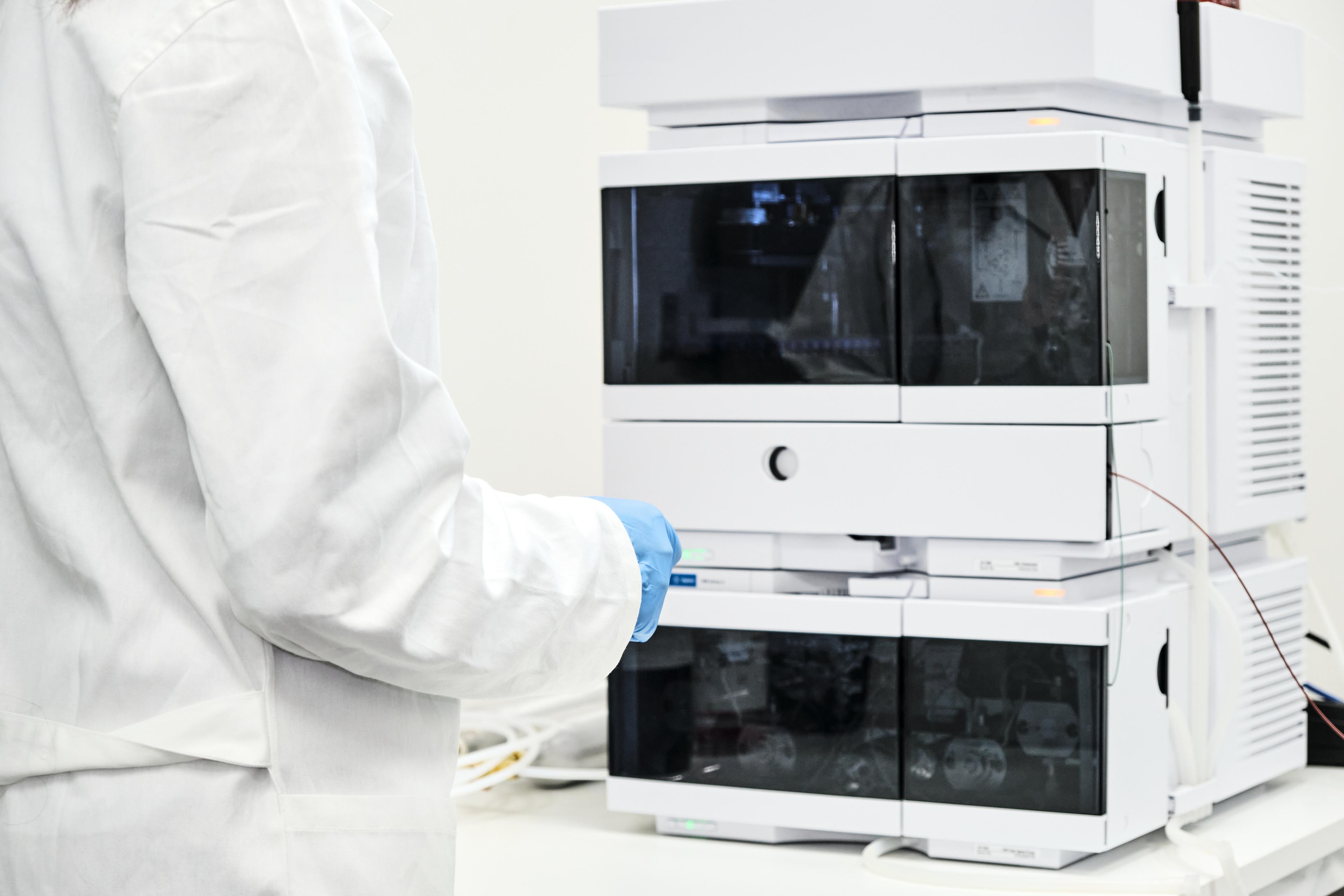 High Voltage Power Supply for photomultipliers
